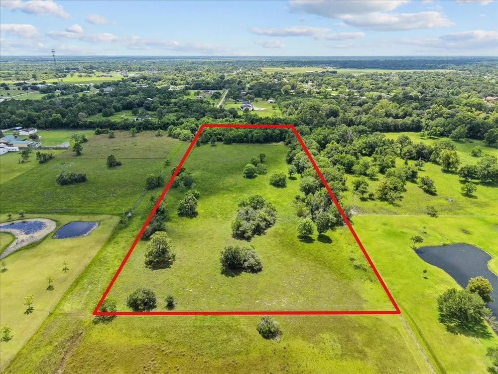 1 Avenue P Santa Fe, TX 77510