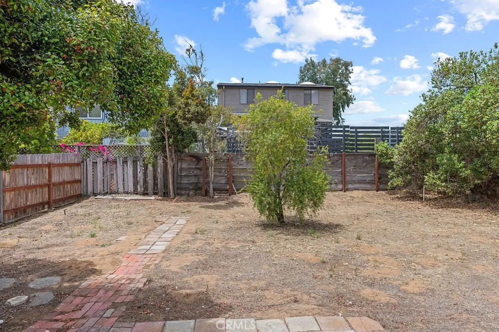 1545 6th Street Los Osos, CA 93402