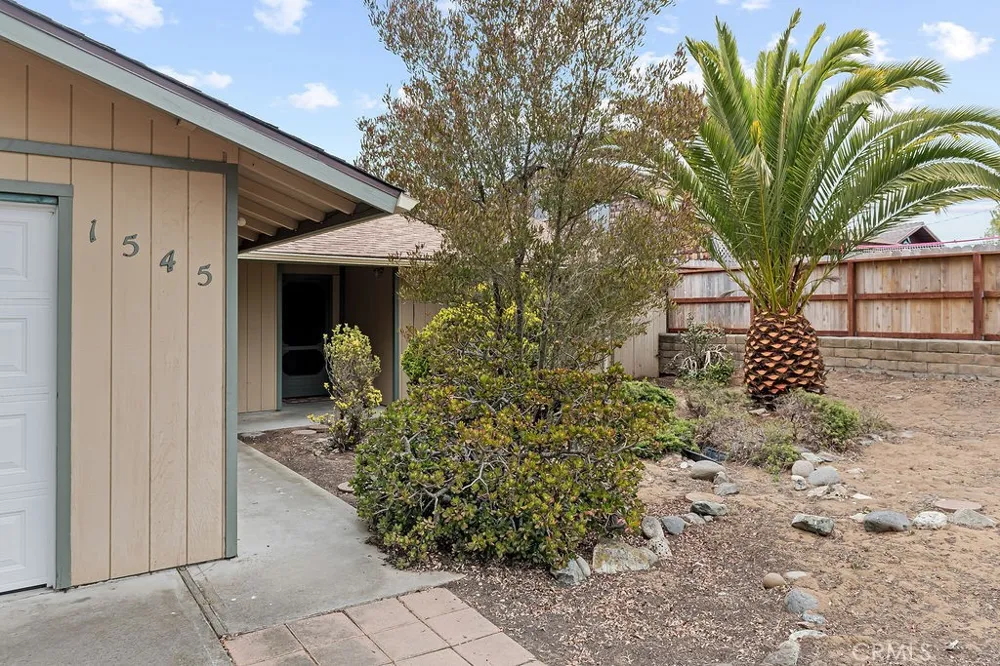 1545 6th Street Los Osos, CA 93402