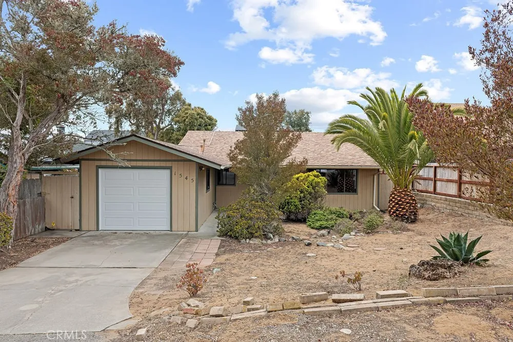 1545 6th Street Los Osos, CA 93402