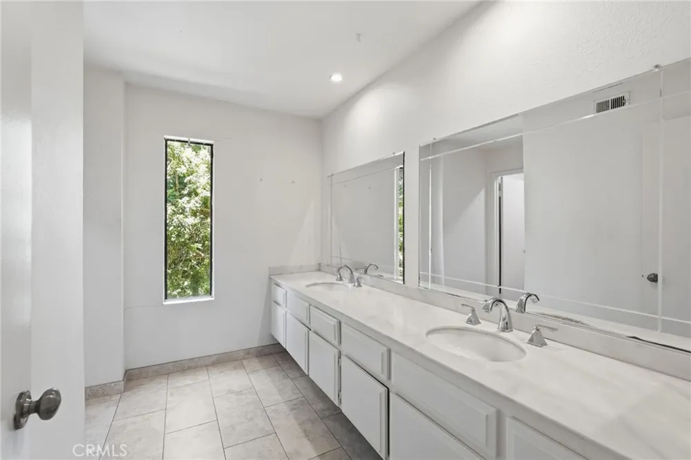 2765 Craig Circle Fullerton, CA 92835