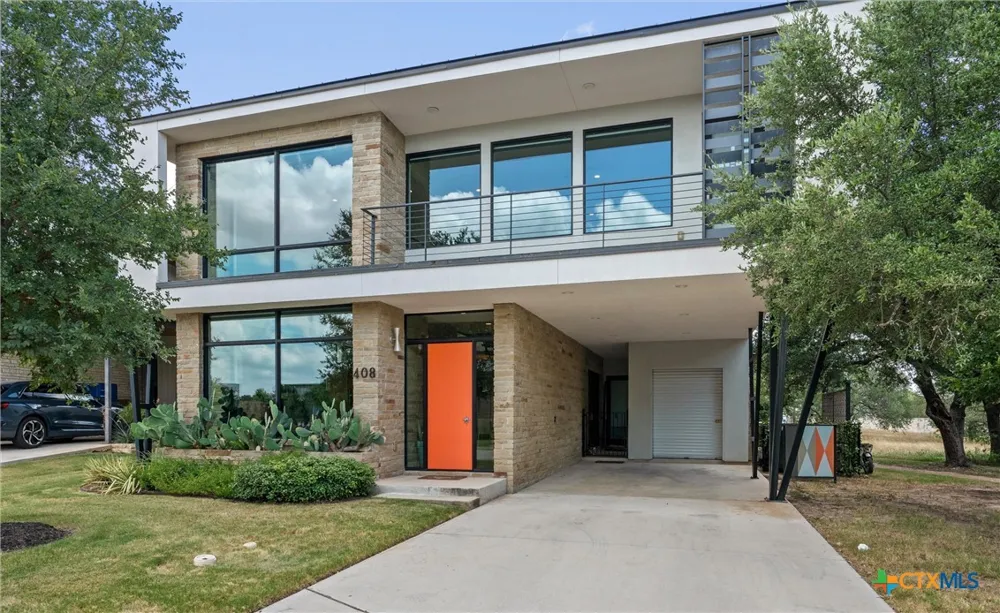 408 Starlight Village Loop #20 Leander, TX 78641