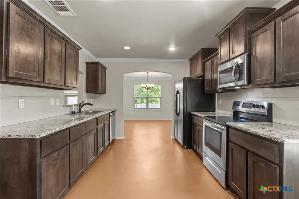 1711 Fossil Trail Belton, TX 76513