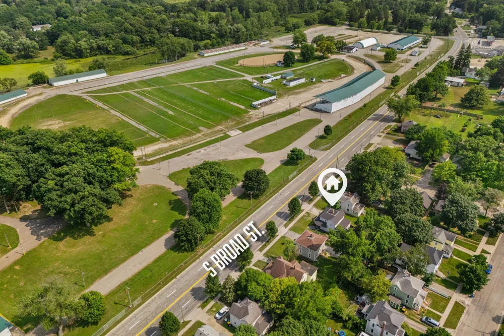 150 S Broad Street Hillsdale, MI 49242