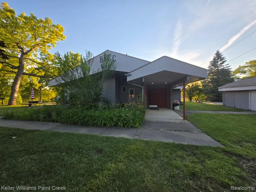 1125 S Long Lake Boulevard Orion Charter Township, MI 48362