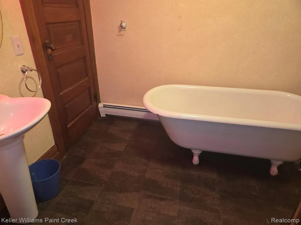 1125 S Long Lake Boulevard Orion Charter Township, MI 48362