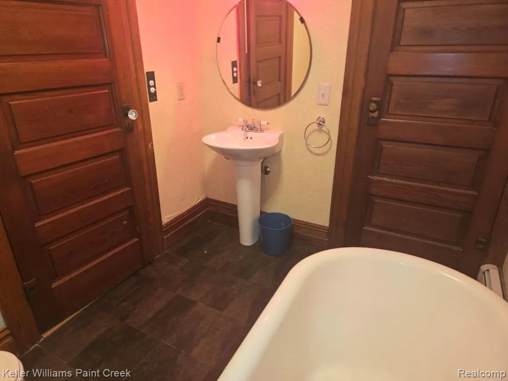 1125 S Long Lake Boulevard Orion Charter Township, MI 48362