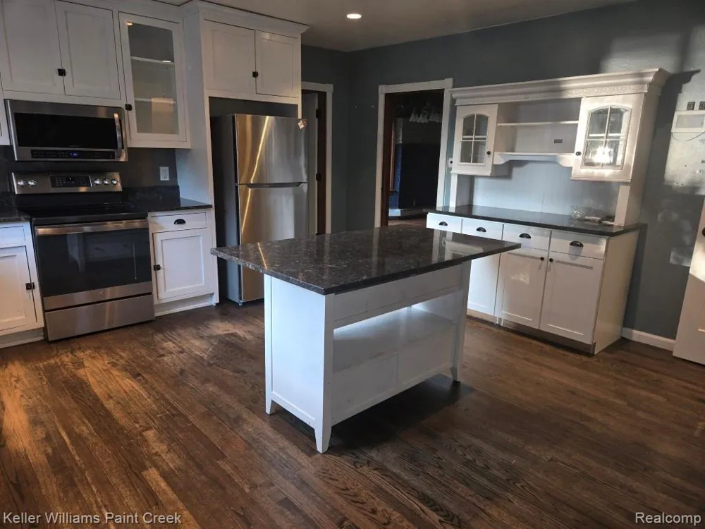 1125 S Long Lake Boulevard Orion Charter Township, MI 48362