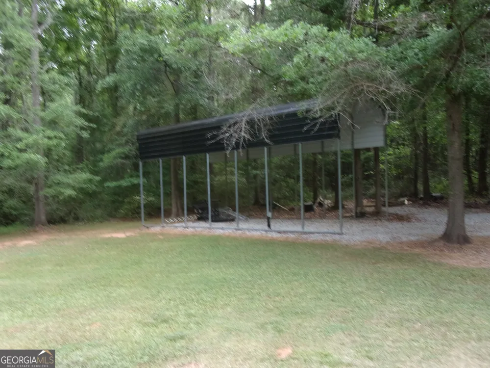 830 Lord Fleming RD Comer, GA 30629