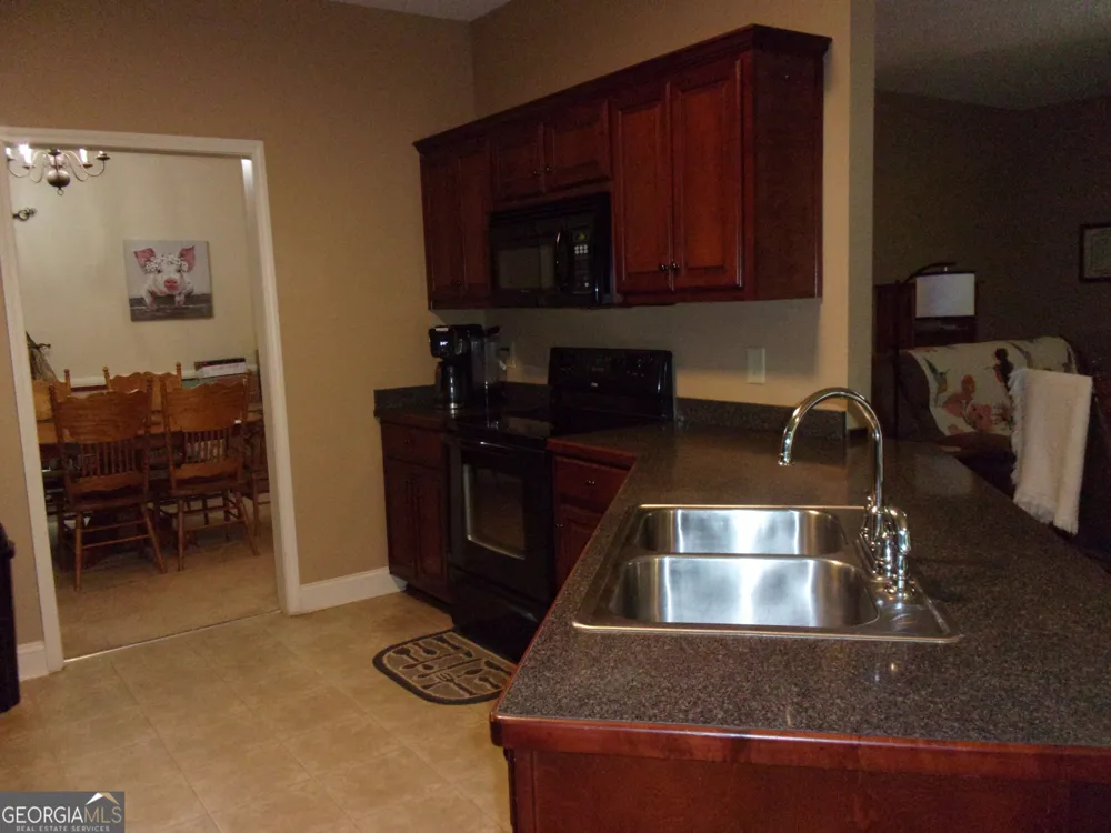 830 Lord Fleming RD Comer, GA 30629