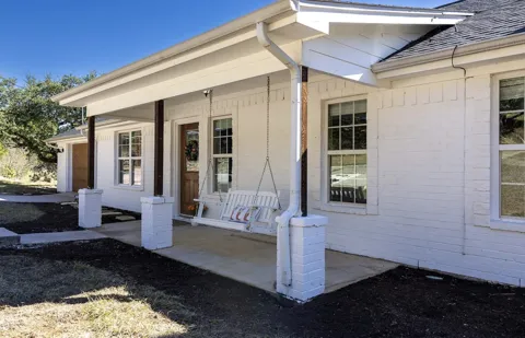 1011 Santa Fe Trail