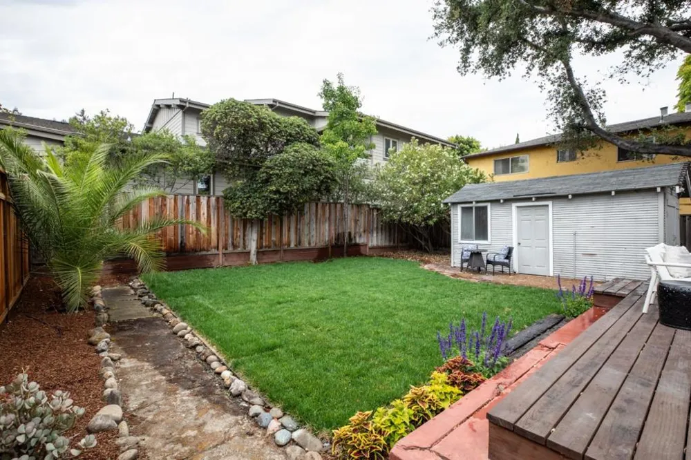 965 California Street Mountain View, CA 94041