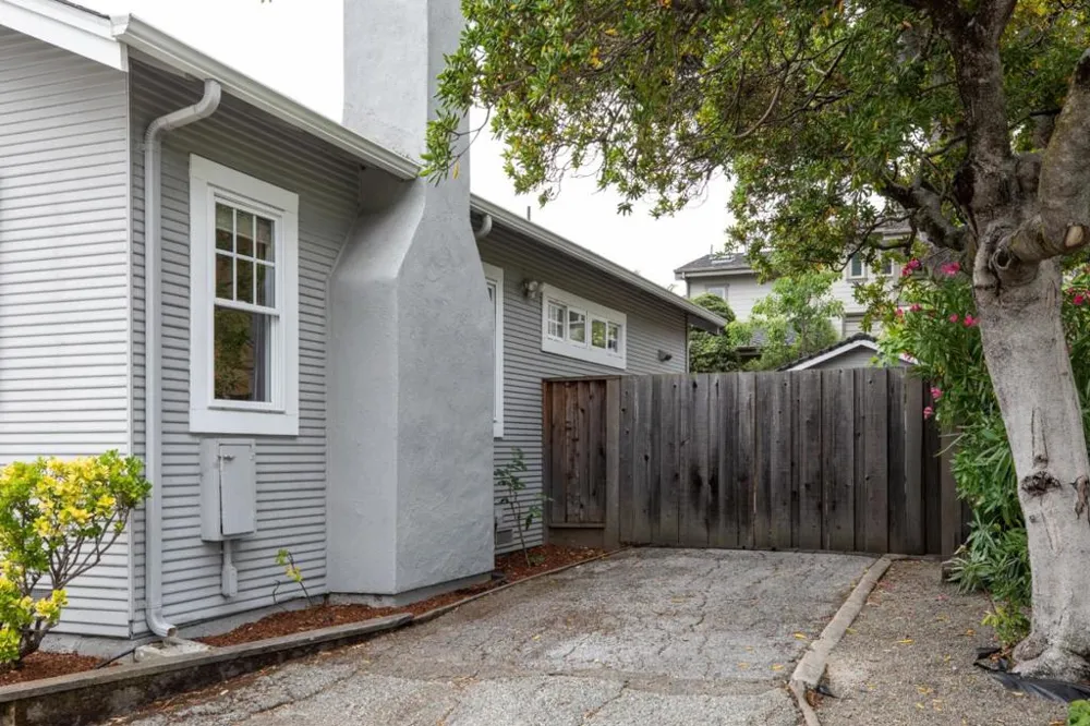 965 California Street Mountain View, CA 94041