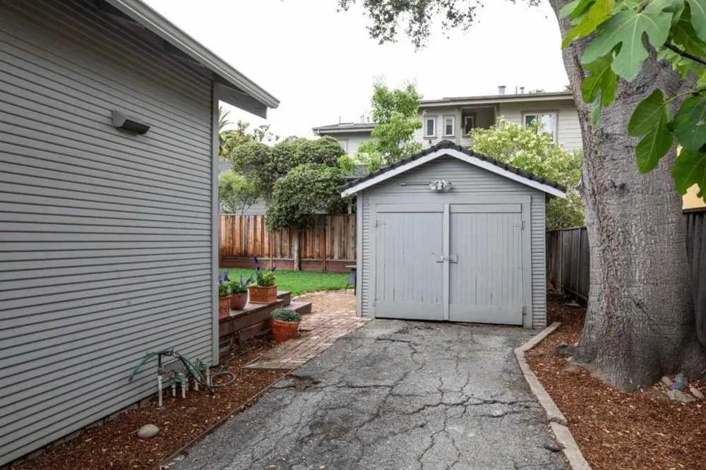 965 California Street Mountain View, CA 94041