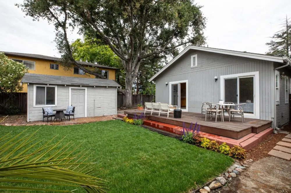 965 California Street Mountain View, CA 94041