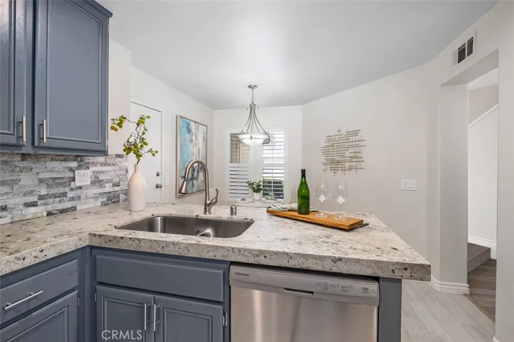 54 Cameray Heights Laguna Niguel, CA 92677