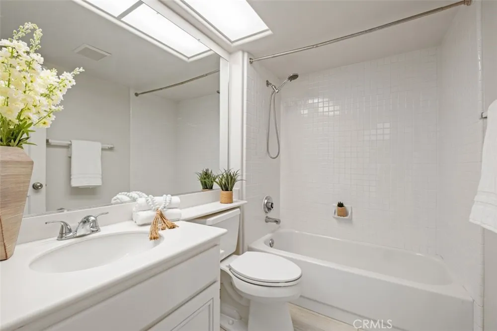 54 Cameray Heights Laguna Niguel, CA 92677
