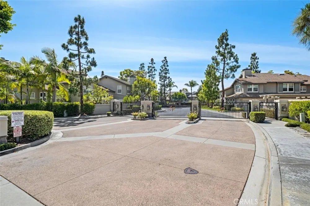 54 Cameray Heights Laguna Niguel, CA 92677