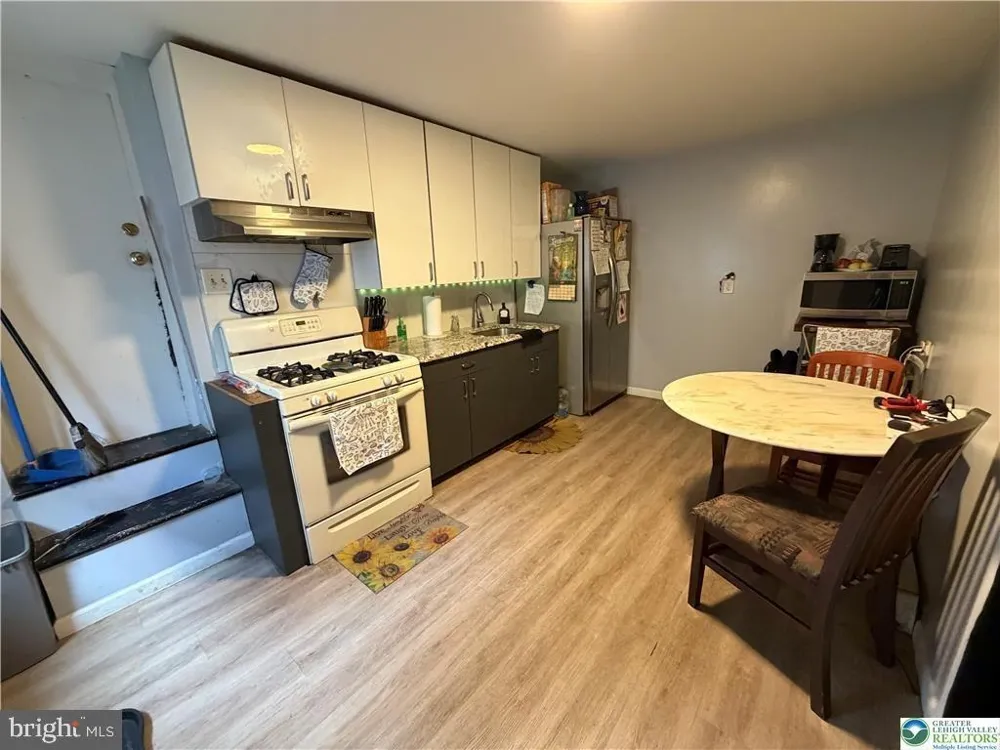 347 8TH STREET Allentown, PA 18102