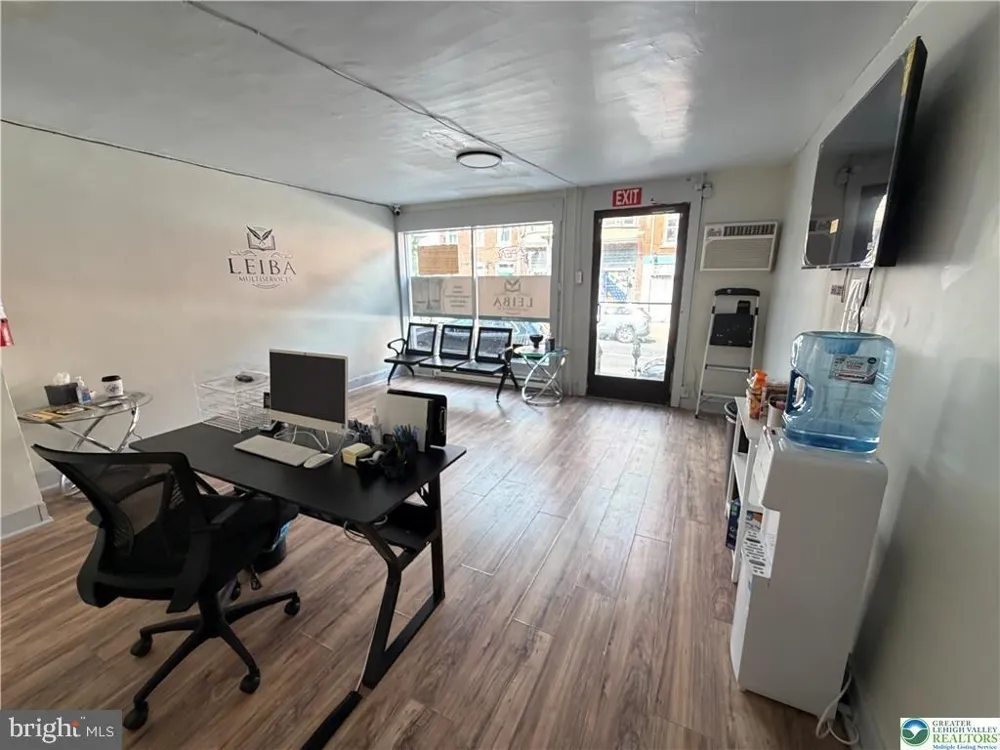 347 8TH STREET Allentown, PA 18102