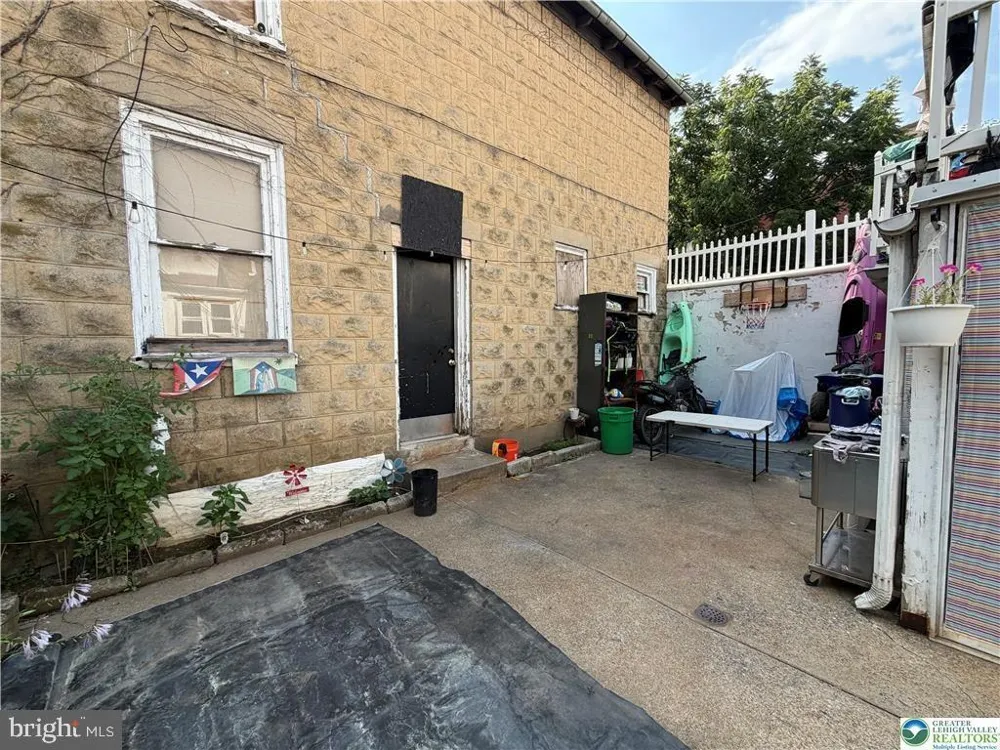 347 8TH STREET Allentown, PA 18102