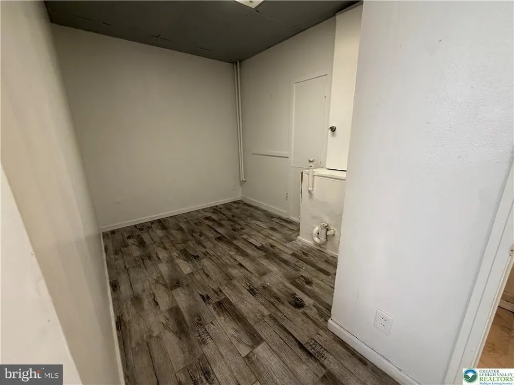 347 8TH STREET Allentown, PA 18102