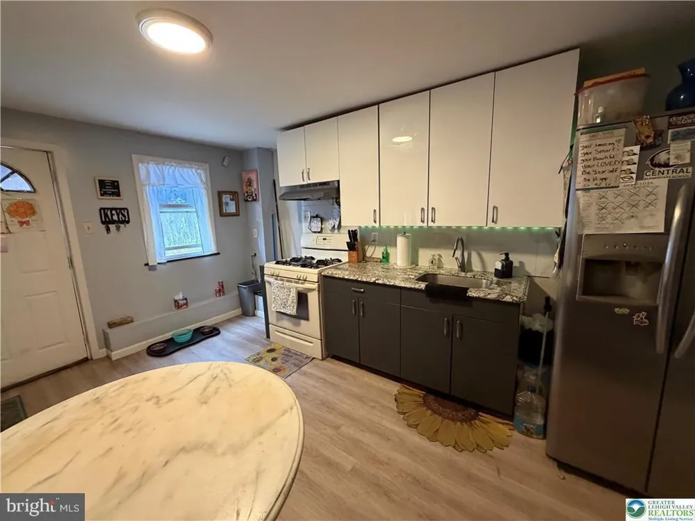 347 8TH STREET Allentown, PA 18102