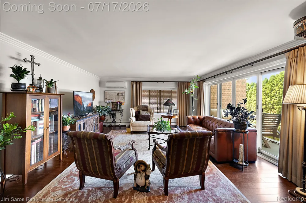 400 Southfield Road #3 Birmingham City, MI 48009