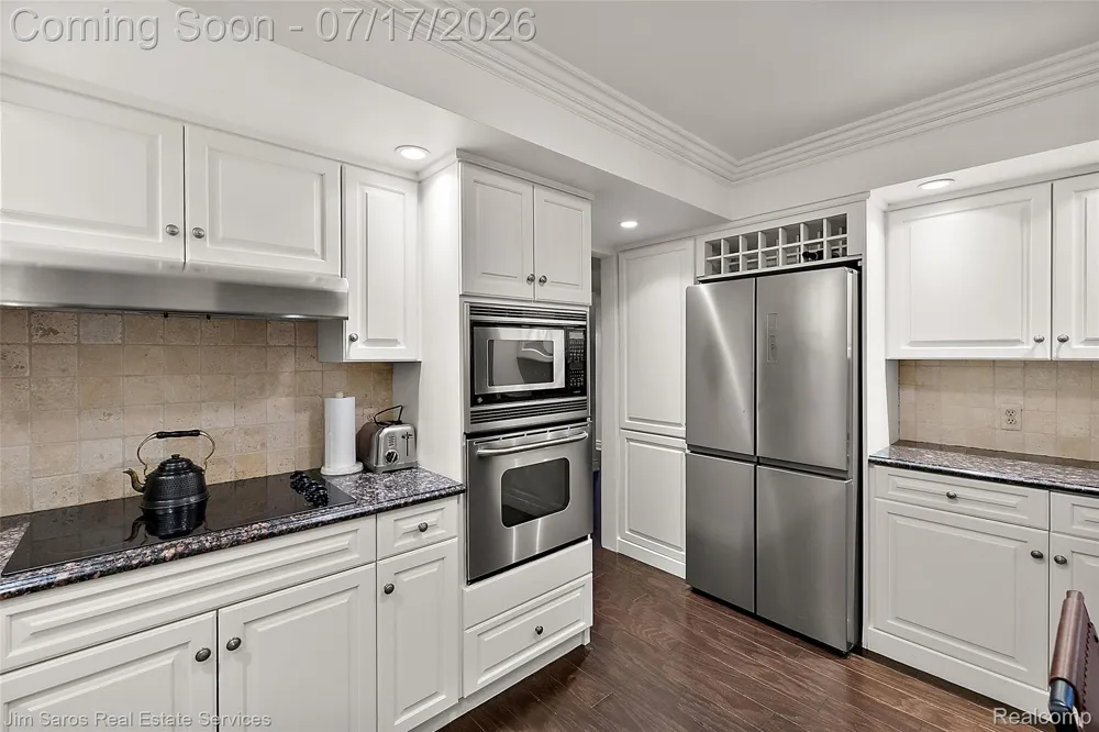 400 Southfield Road #3 Birmingham City, MI 48009