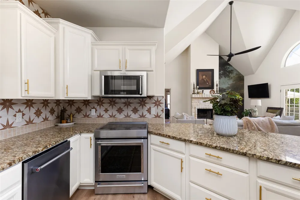 39 Pebblebrook Lane Wimberley, TX 78676