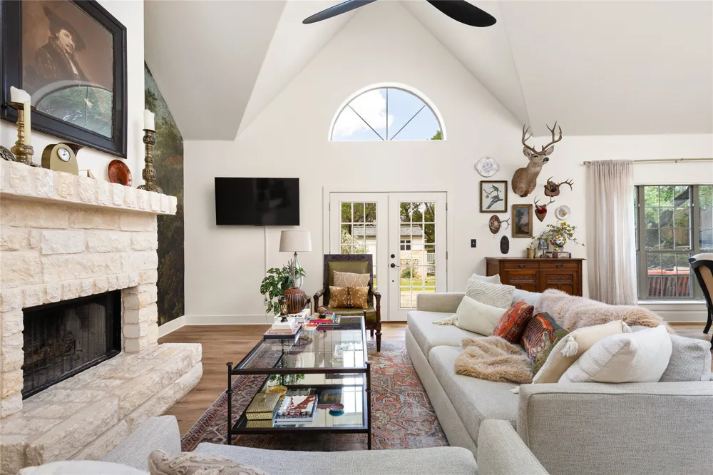 39 Pebblebrook Lane Wimberley, TX 78676