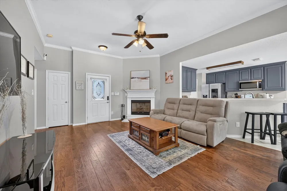 127 Point Drive Krum, TX 76249