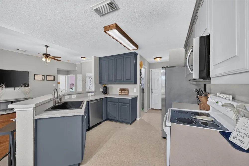 127 Point Drive Krum, TX 76249