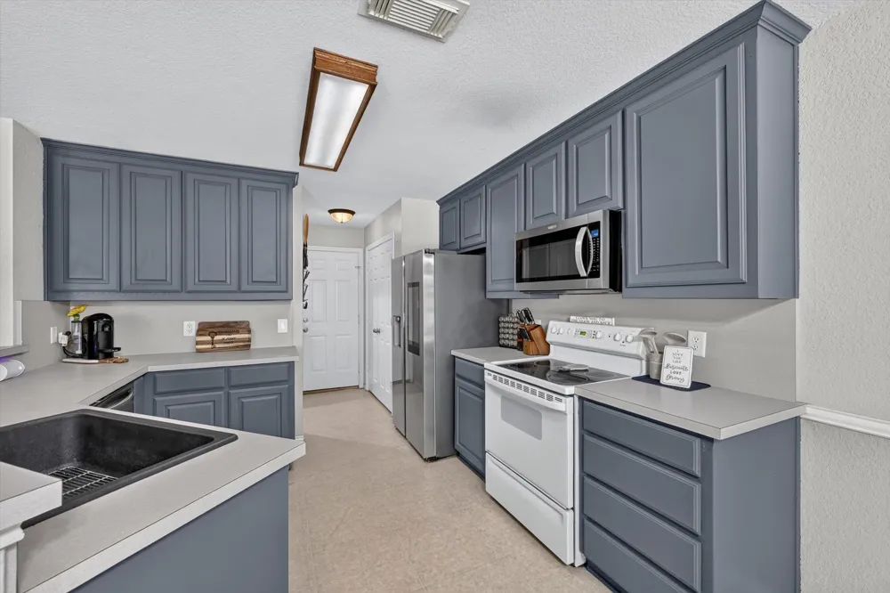 127 Point Drive Krum, TX 76249