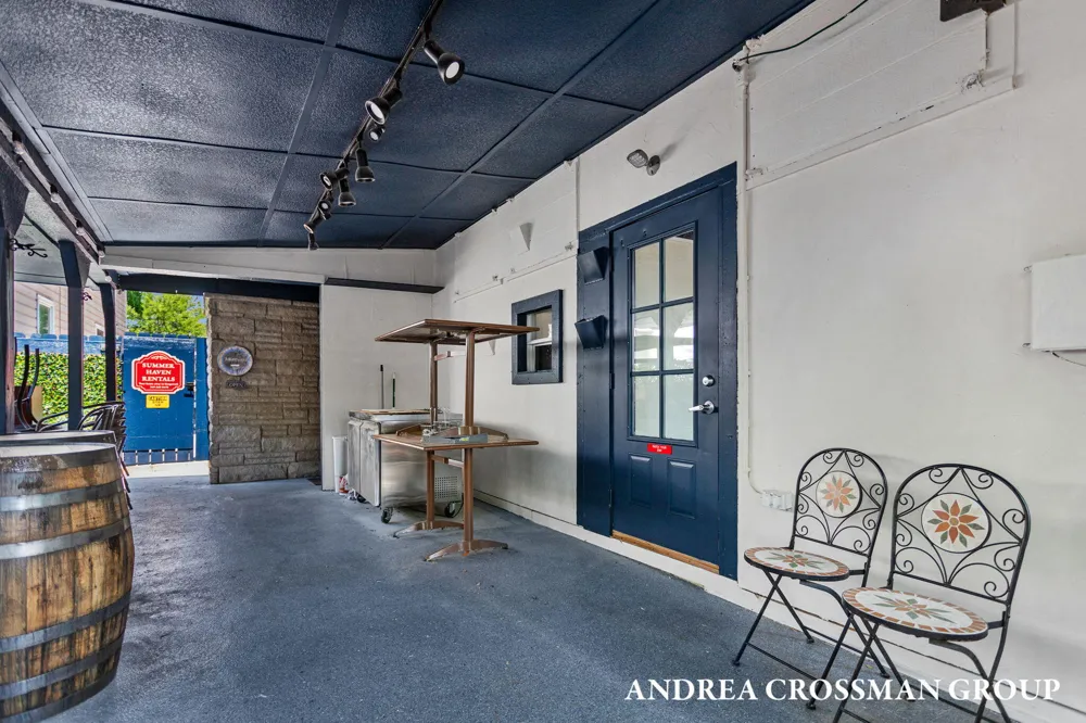 118 Hoffman Street Saugatuck, MI 49453