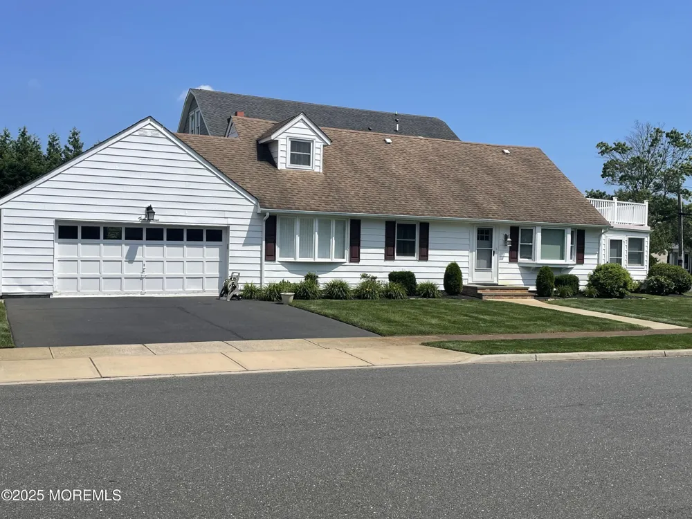 300 4th Avenue Spring Lake, NJ 07762