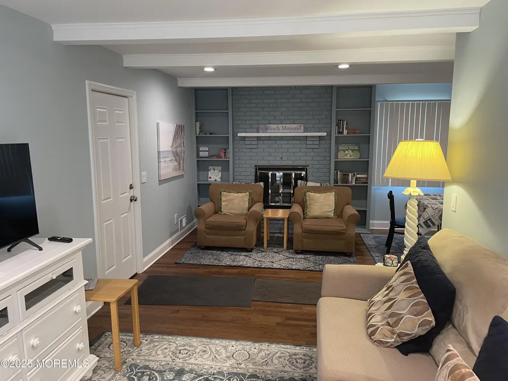 300 4th Avenue Spring Lake, NJ 07762