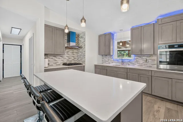 6134 bright valley dr San Antonio, TX 78242