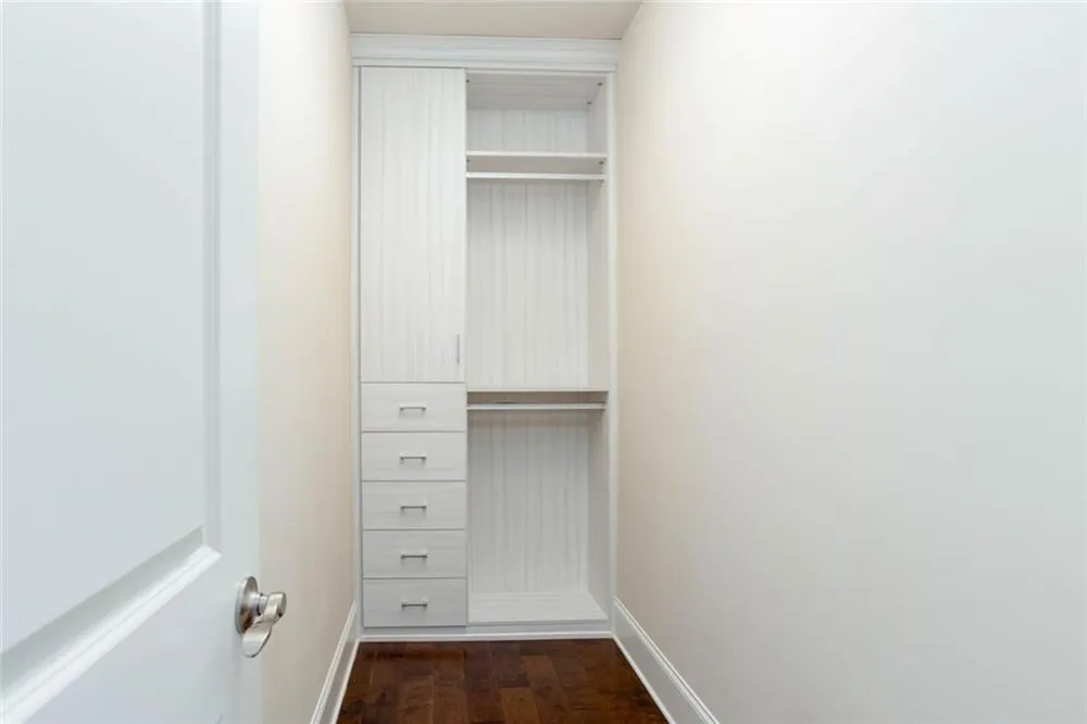 100 Batten Board Way Woodstock, GA 30189