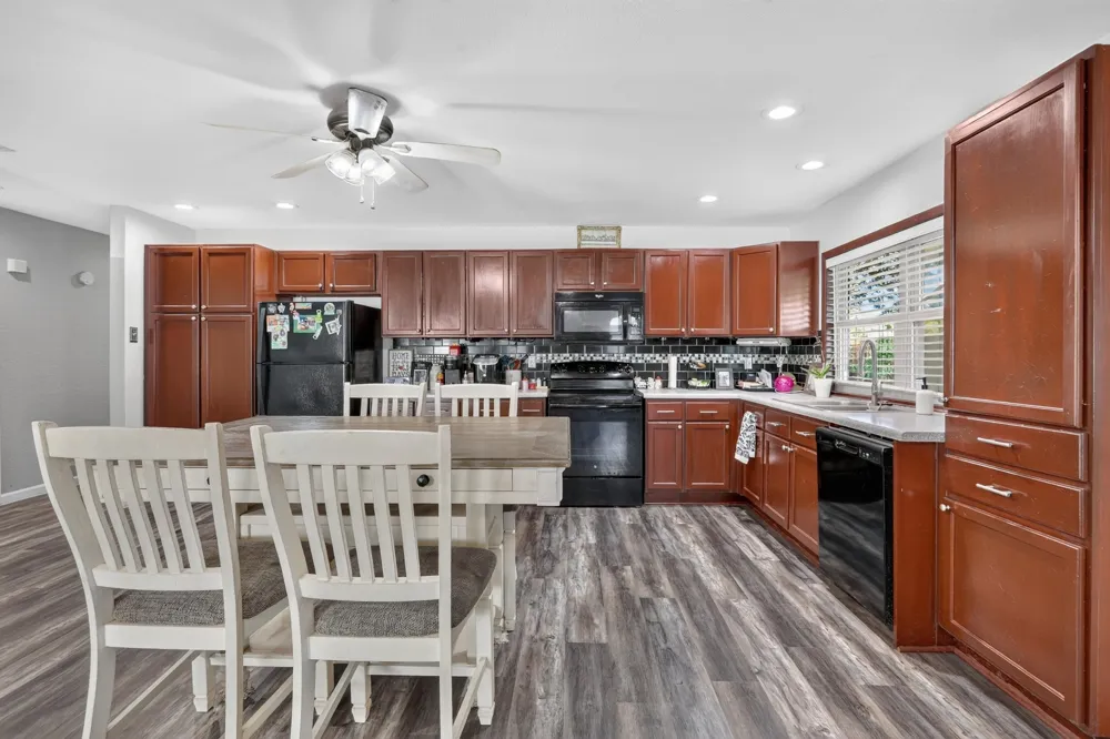3110 Edelweiss Drive Grand Prairie, TX 75052
