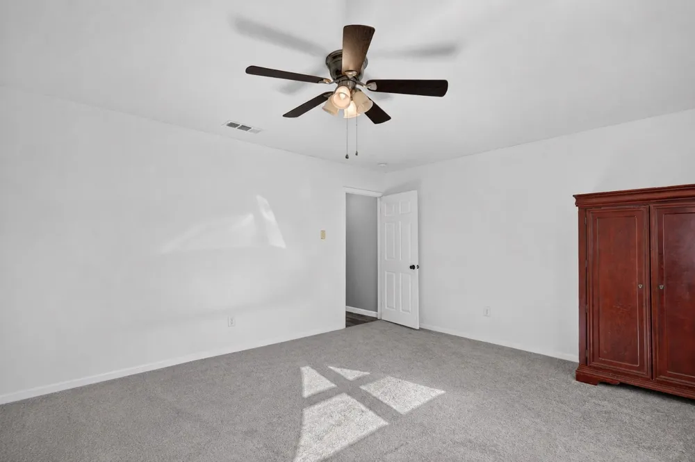 3110 Edelweiss Drive Grand Prairie, TX 75052