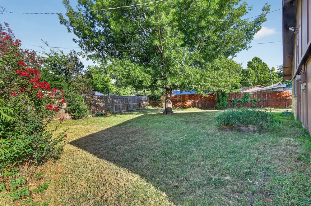 3110 Edelweiss Drive Grand Prairie, TX 75052