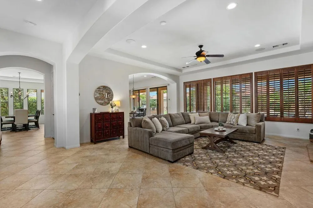 48476 Big Horn Drive La Quinta, CA 92253