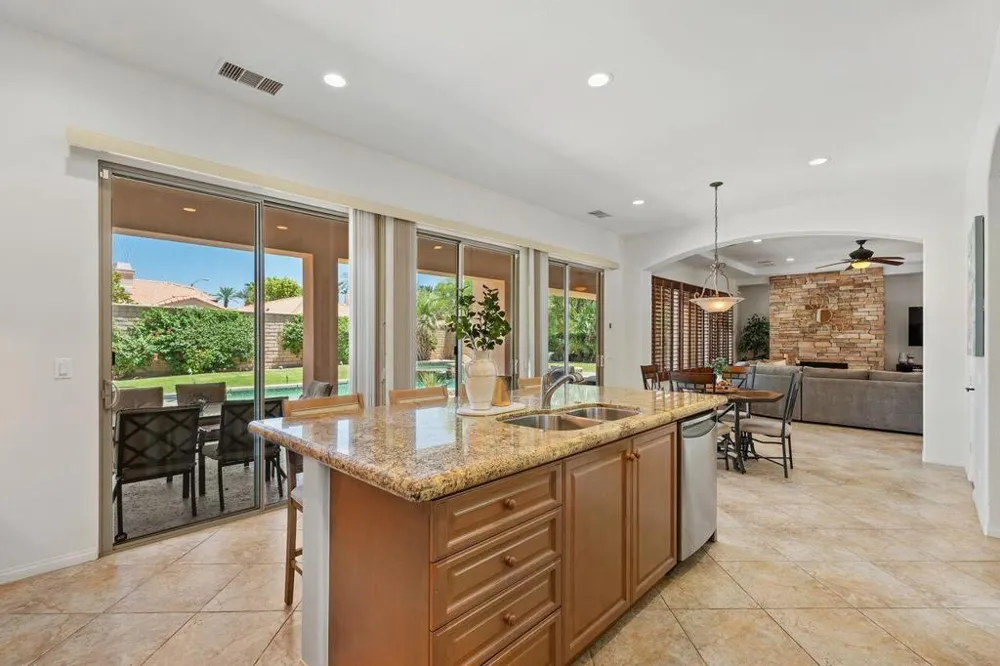 48476 Big Horn Drive La Quinta, CA 92253