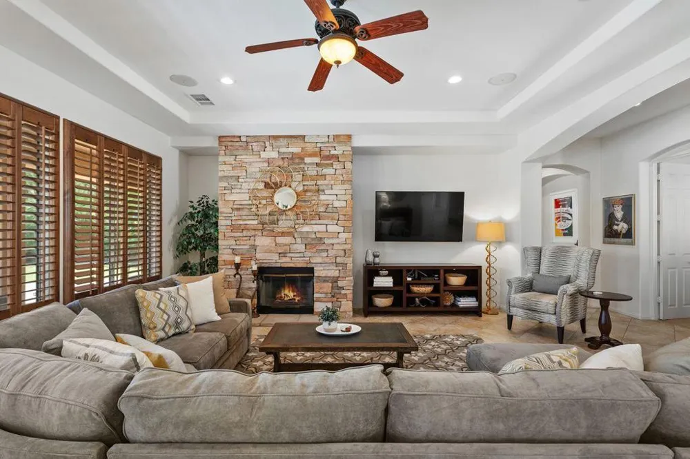 48476 Big Horn Drive La Quinta, CA 92253