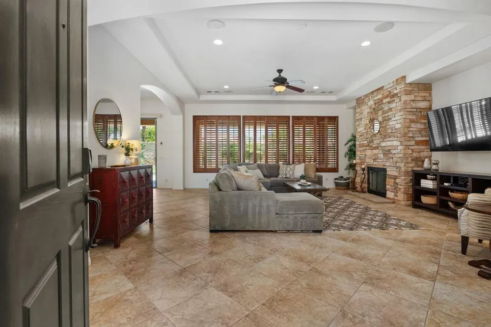 48476 Big Horn Drive La Quinta, CA 92253