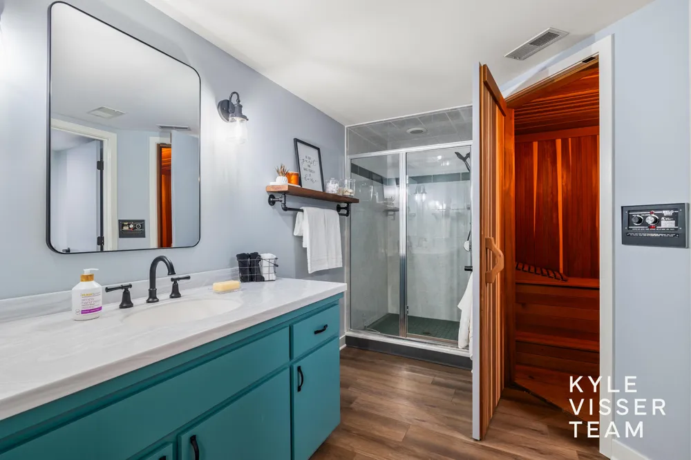 6728 Gleneagles Drive SE Cascade Charter Township, MI 49546