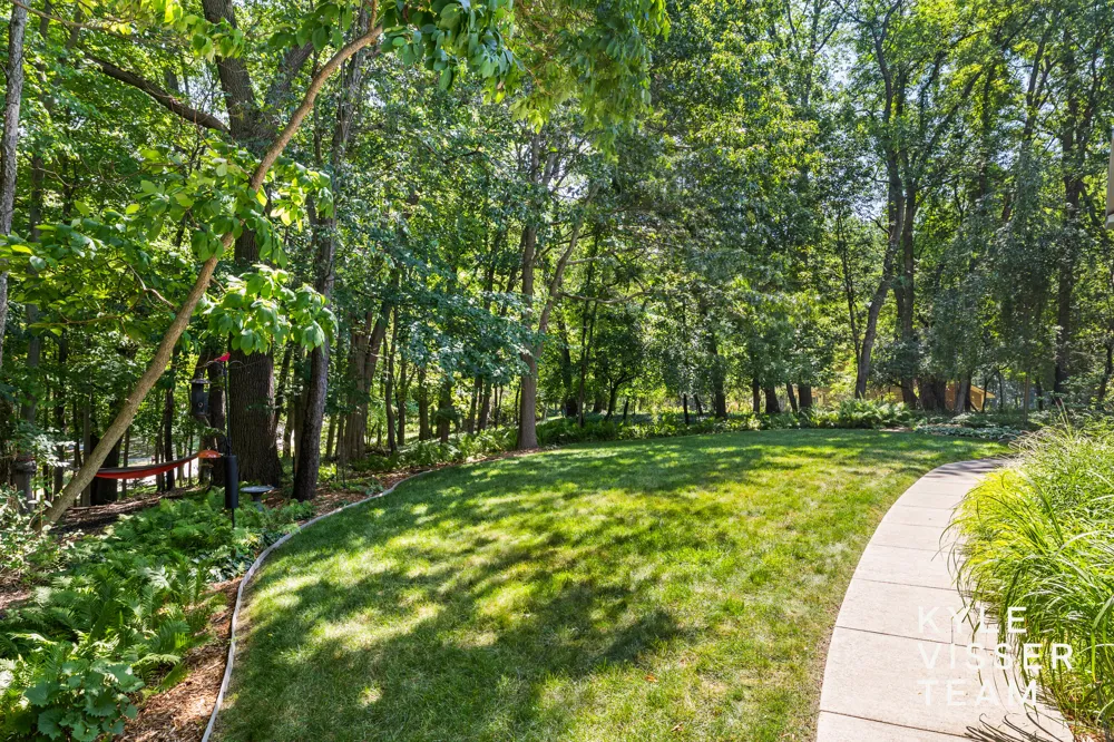 6728 Gleneagles Drive SE Cascade Charter Township, MI 49546