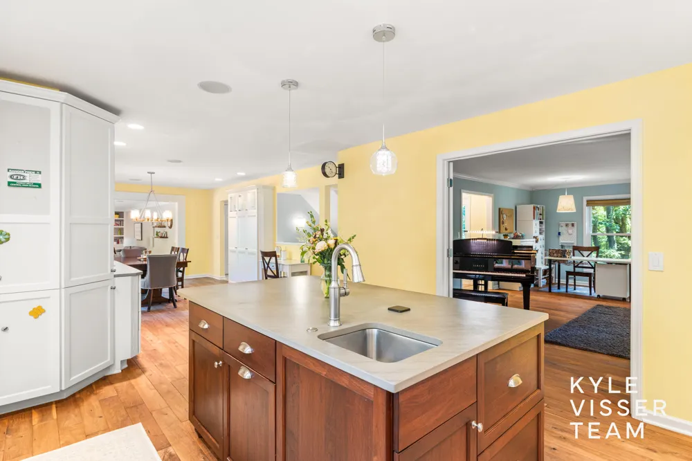 6728 Gleneagles Drive SE Cascade Charter Township, MI 49546