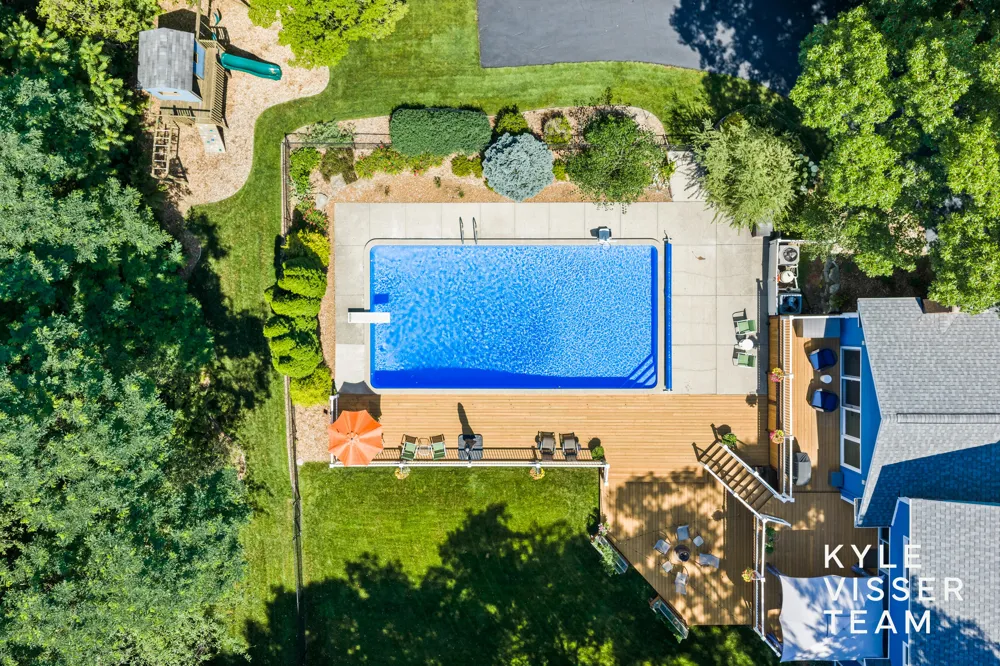 6728 Gleneagles Drive SE Cascade Charter Township, MI 49546